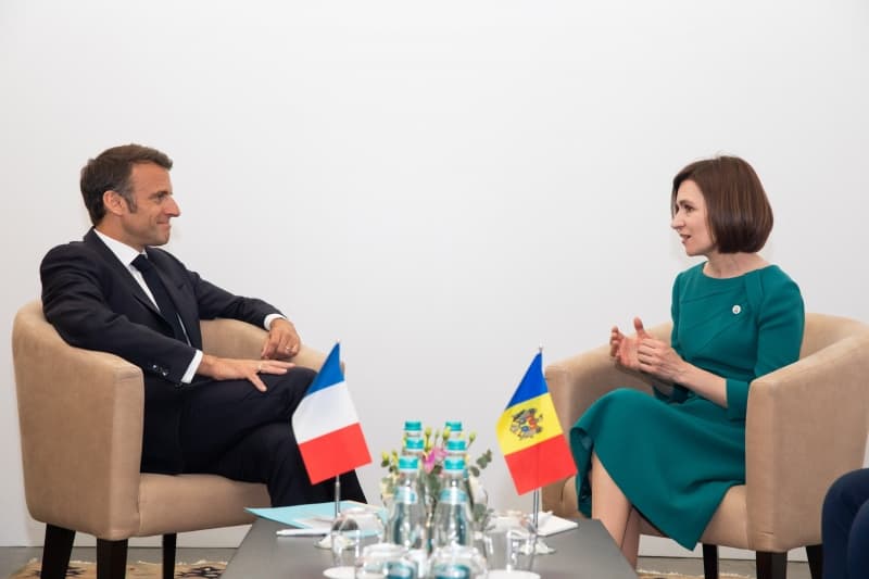 Macron: „Nimeni nu poate ignora toate progresele făcute de Republica Moldova”. Merz spune că UE nu e un club închis, Zelenski cere ca Moldova și Ucraina să nu fie separate