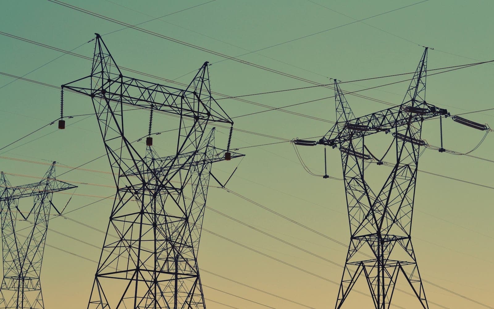 Moldova riscă să piardă 15 milioane de euro de la UE dacă linia electrică Vulcănești – Chișinău nu este pusă în funcțiune până în decembrie