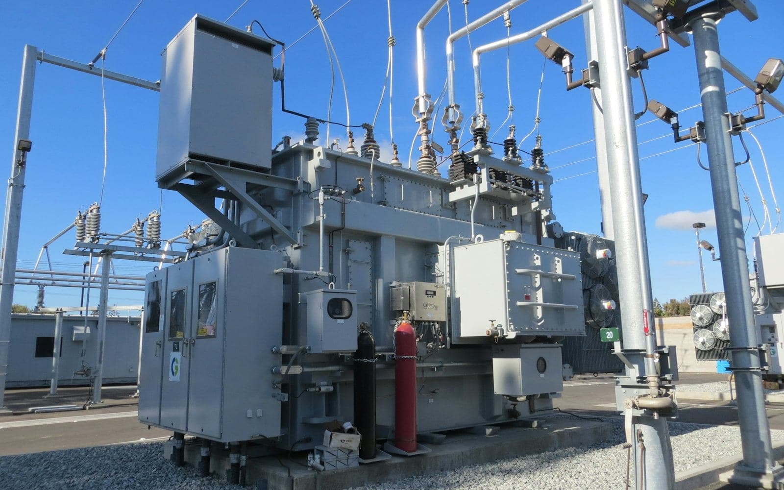 Transformatorul reparat în Spania a fost instalat la Stația Chișinău. Linia Vulcănești–Chișinău, anunțată din nou pentru sfârșitul lui octombrie
