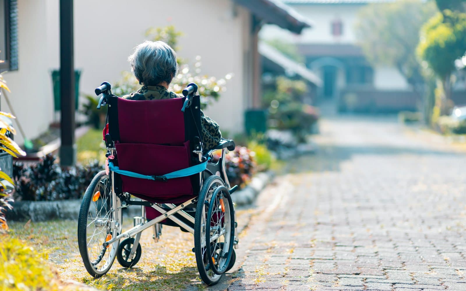 Persoanele cu dizabilități severe din copilărie vor putea primi și pensia de dizabilitate, și pe cea de urmaș