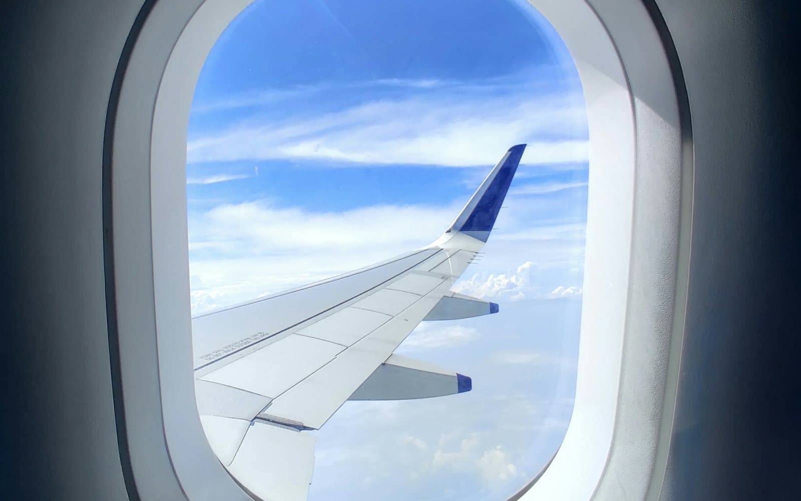 Zboruri noi din Chișinău spre Londra, Alicante și Frankfurt-Hahn din octombrie. Cursele spre București se dublează