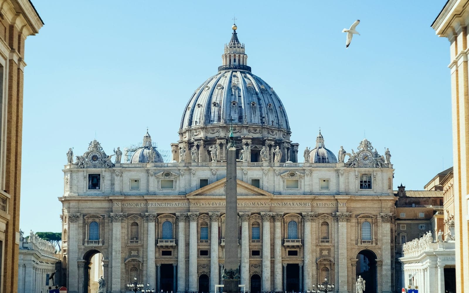 Papa Leon al XIV-lea, diagnosticat cu cancer pulmonar. A fost operat cu succes la Spitalul Gemelli din Roma